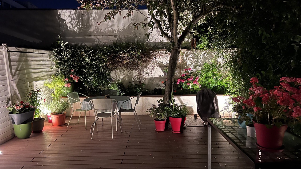 Photo of Outdoor in Les Puces de Saint-Ouen