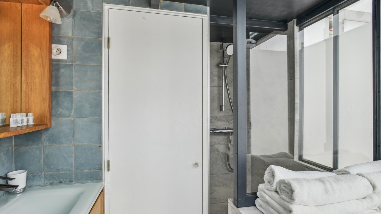Photo of Bathroom in Notre-Dame-des-Champs