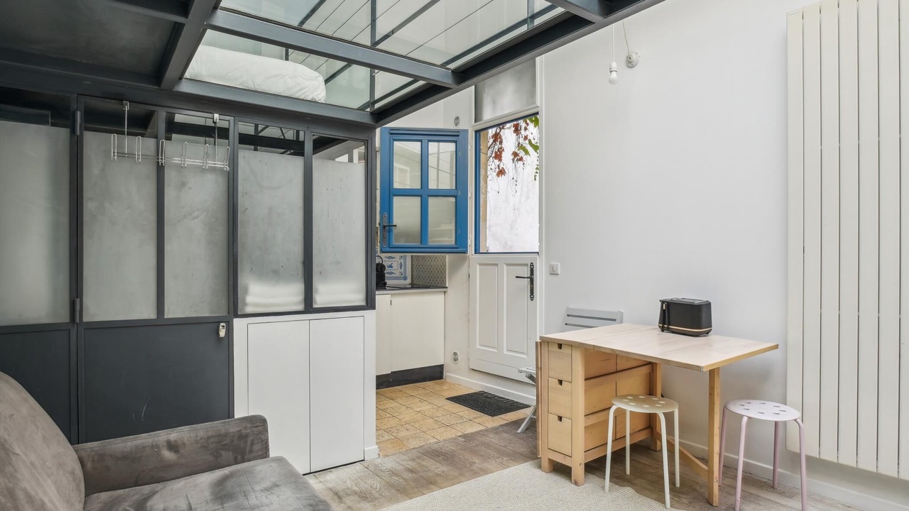 Photo of Livingroom in Notre-Dame-des-Champs