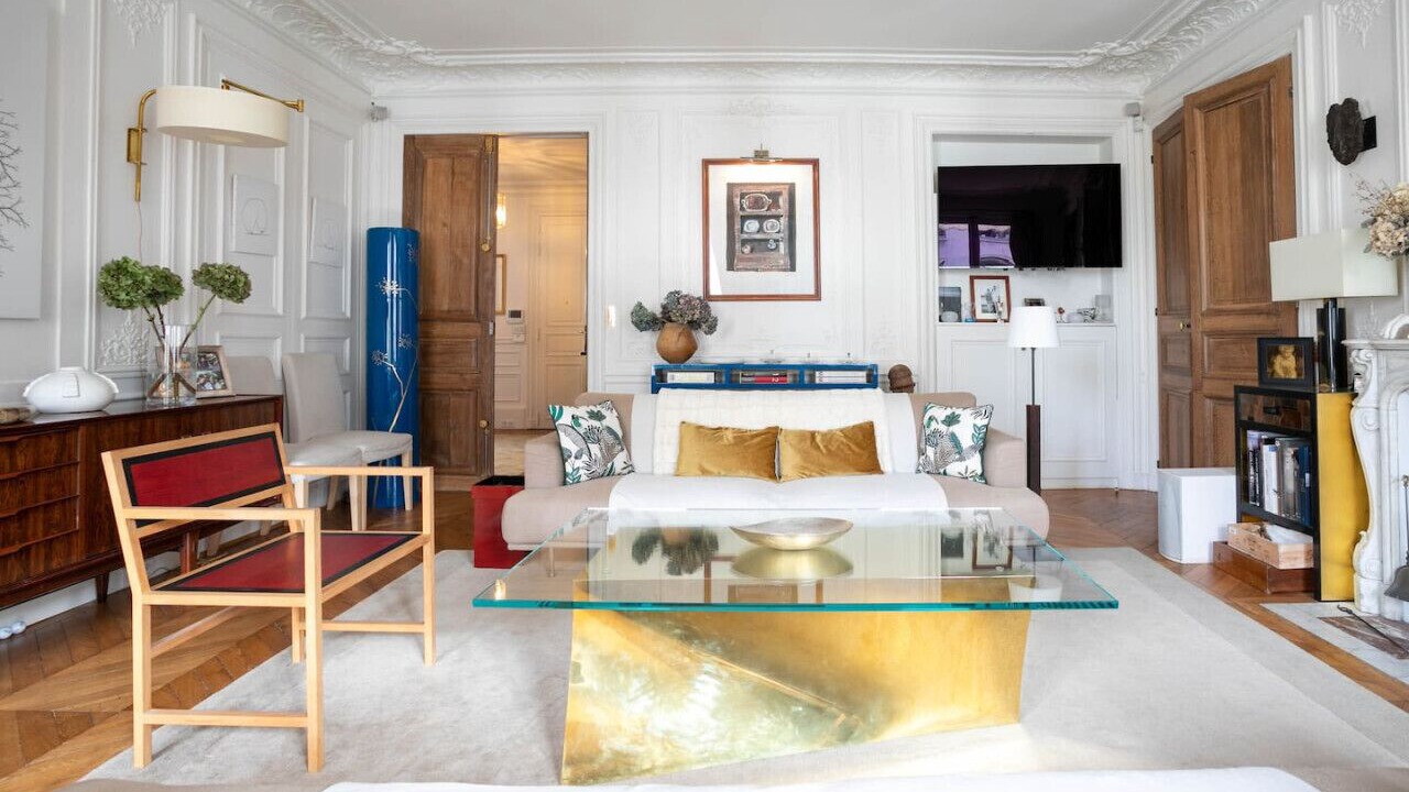 Photo of Livingroom in Champs-Elysees