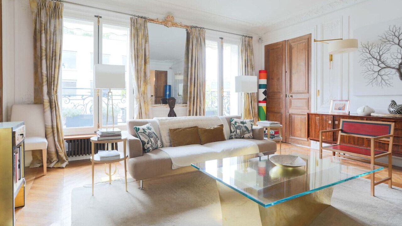 Photo of Livingroom in Champs-Elysees