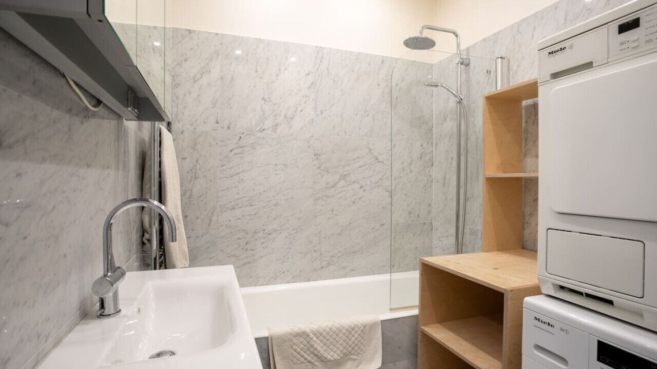 Photo of Bathroom in Champs-Elysees