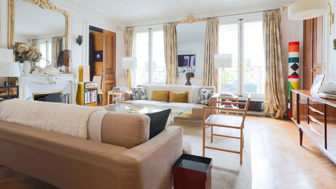 Photo of Livingroom in Champs-Elysees