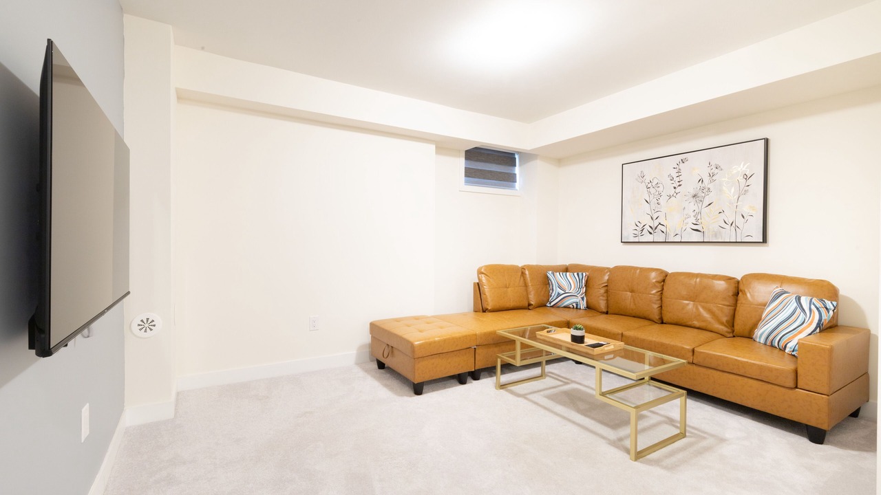 Photo of Livingroom in Downsview