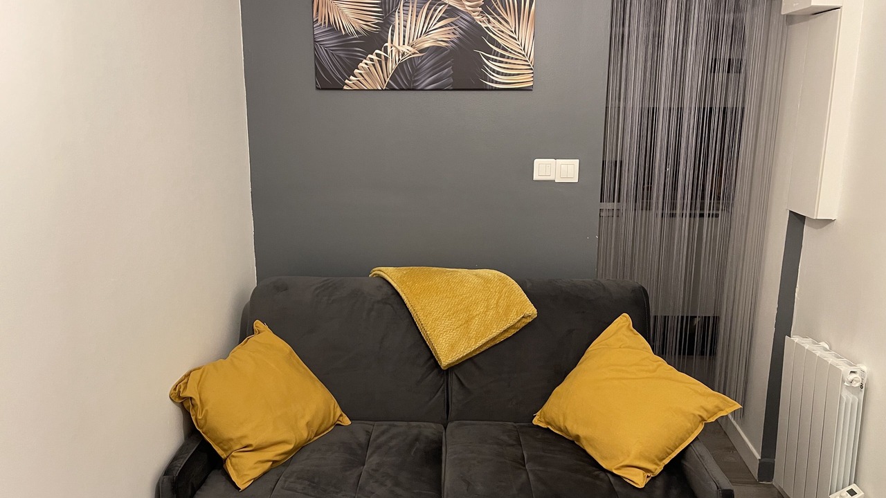 Photo of Livingroom in Suresnes