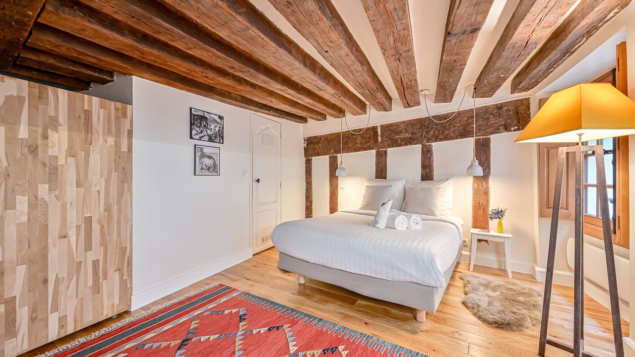 Photo of Bedroom in Sorbonne