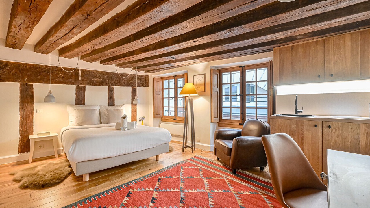 Photo of Bedroom in Sorbonne
