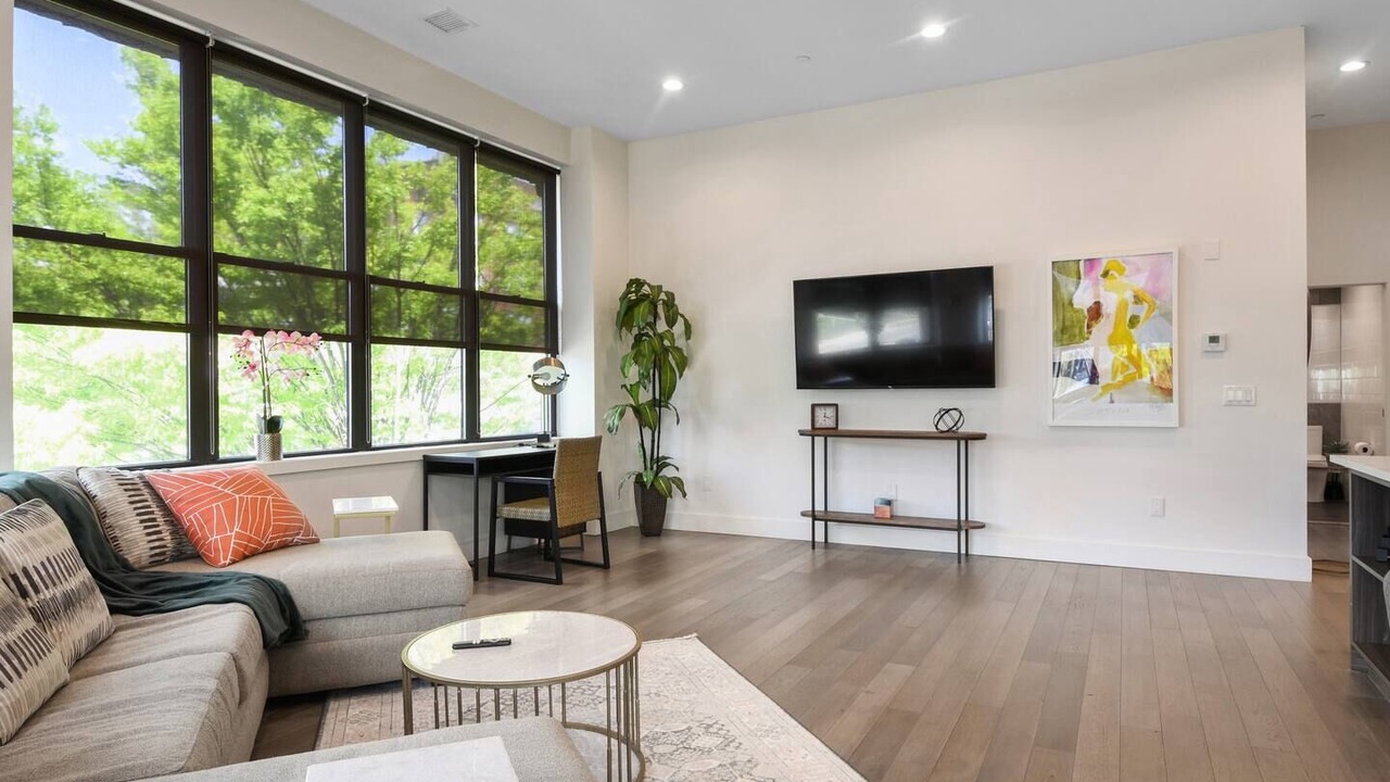Photo of Livingroom in East Orange