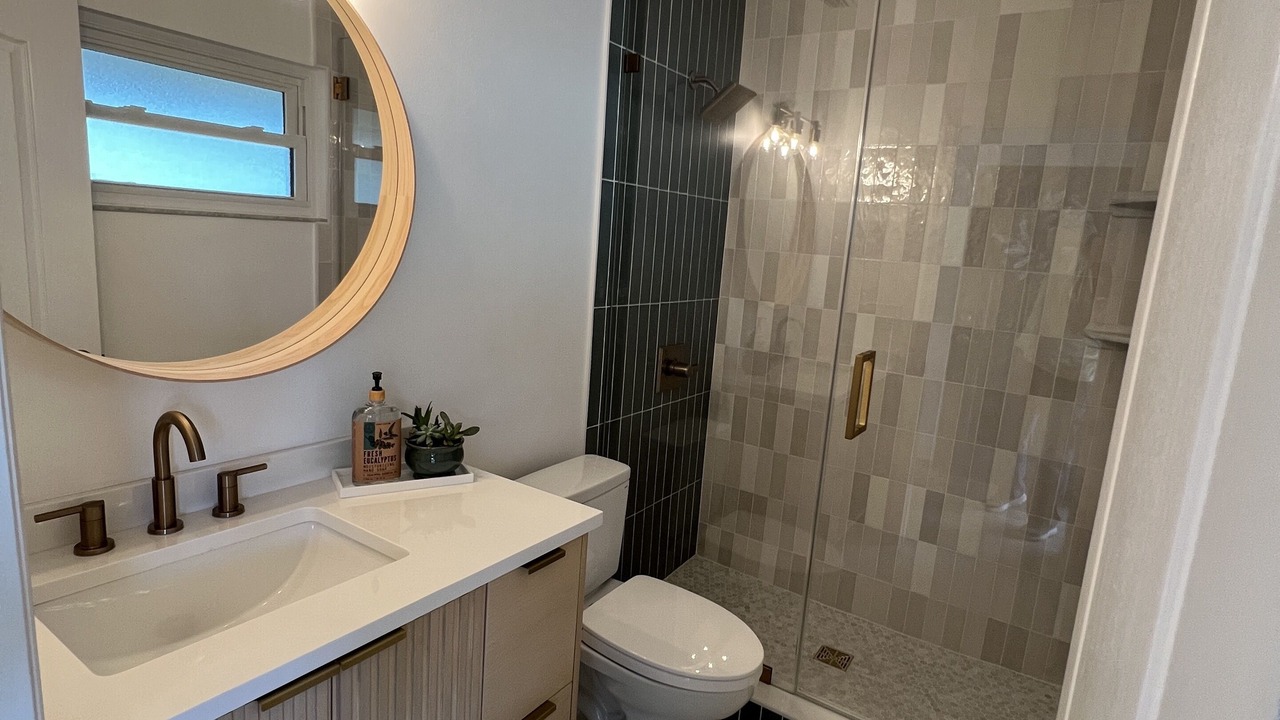 Photo of Bathroom in Apollo Beach