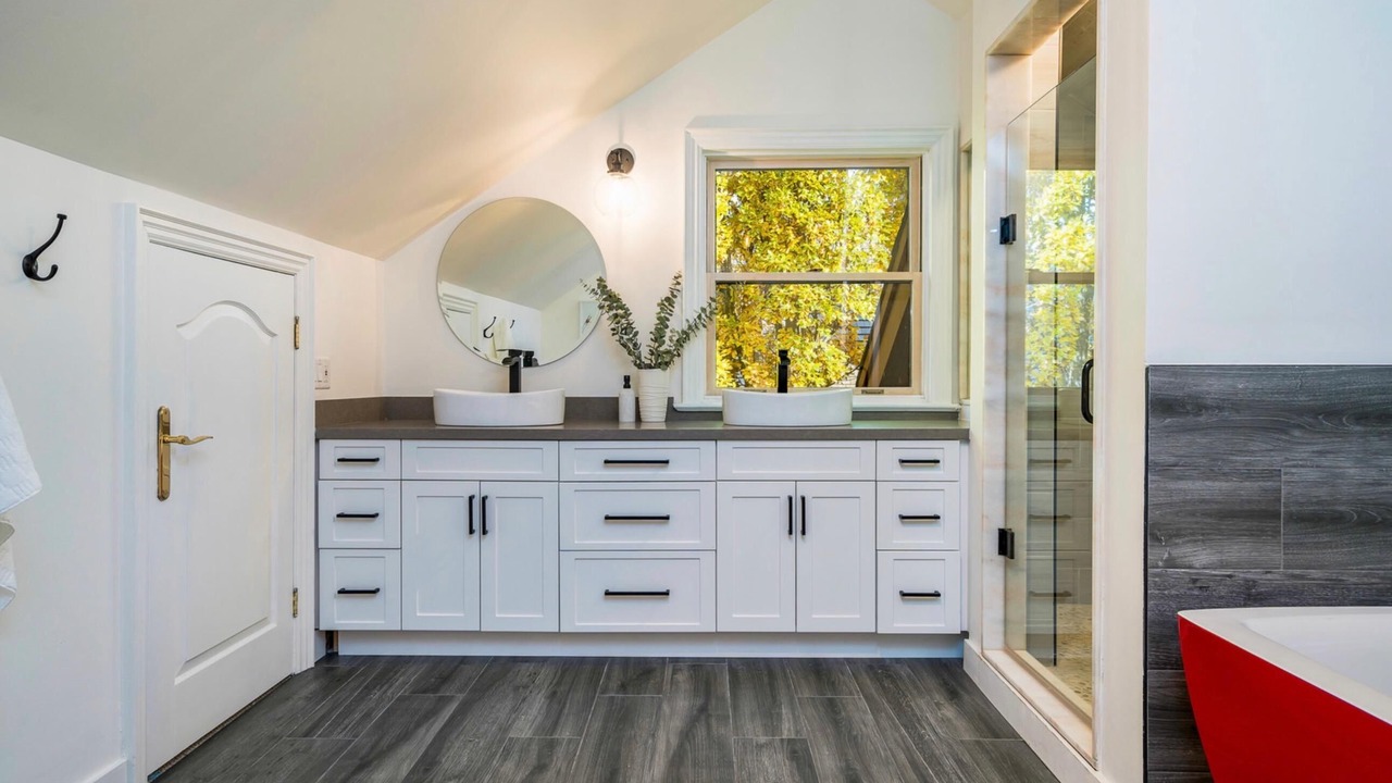 Photo of Bathroom in Craigleith