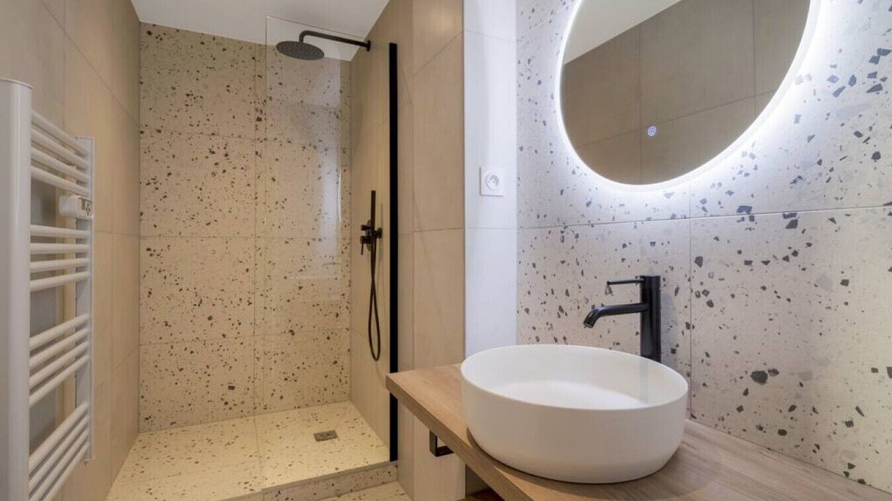 Photo of Bathroom in Charonne