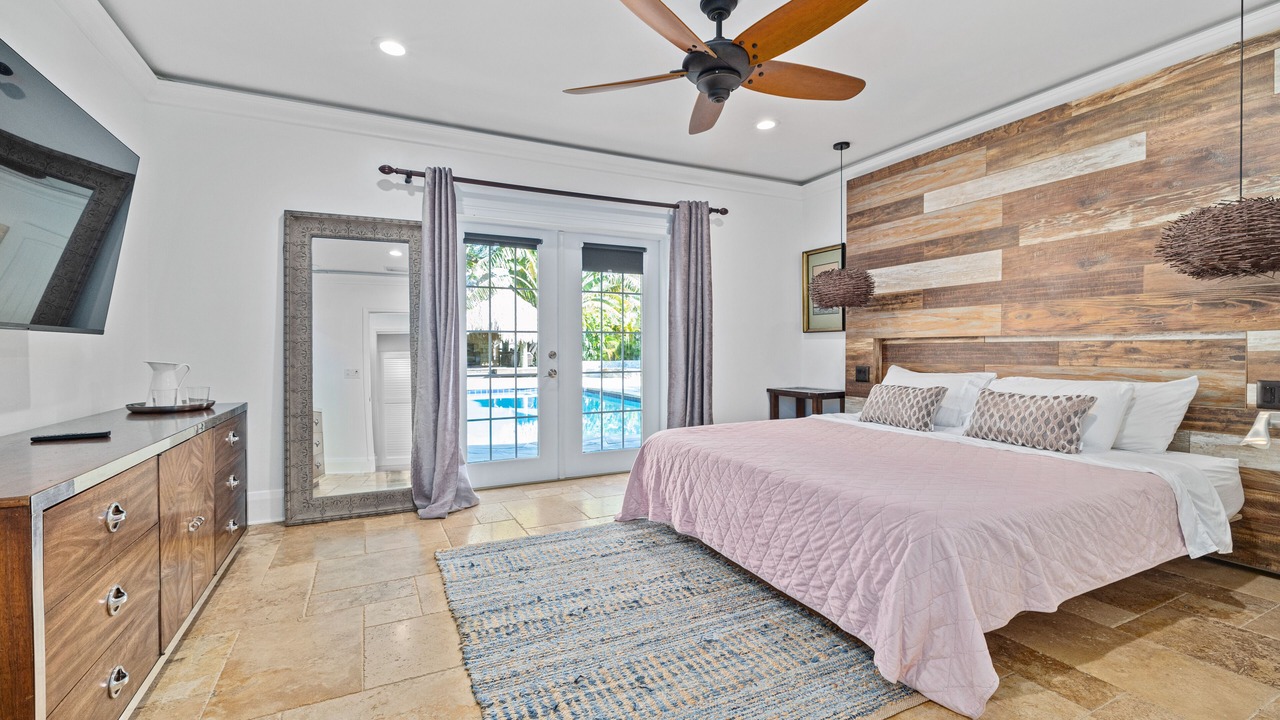 Photo of Bedroom in Tampa Heights