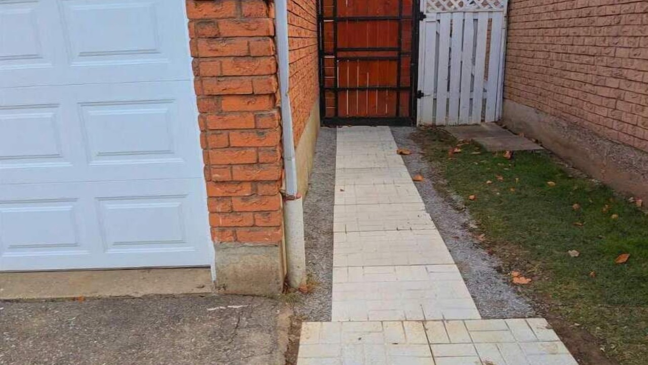 Photo of Outdoor in East Credit