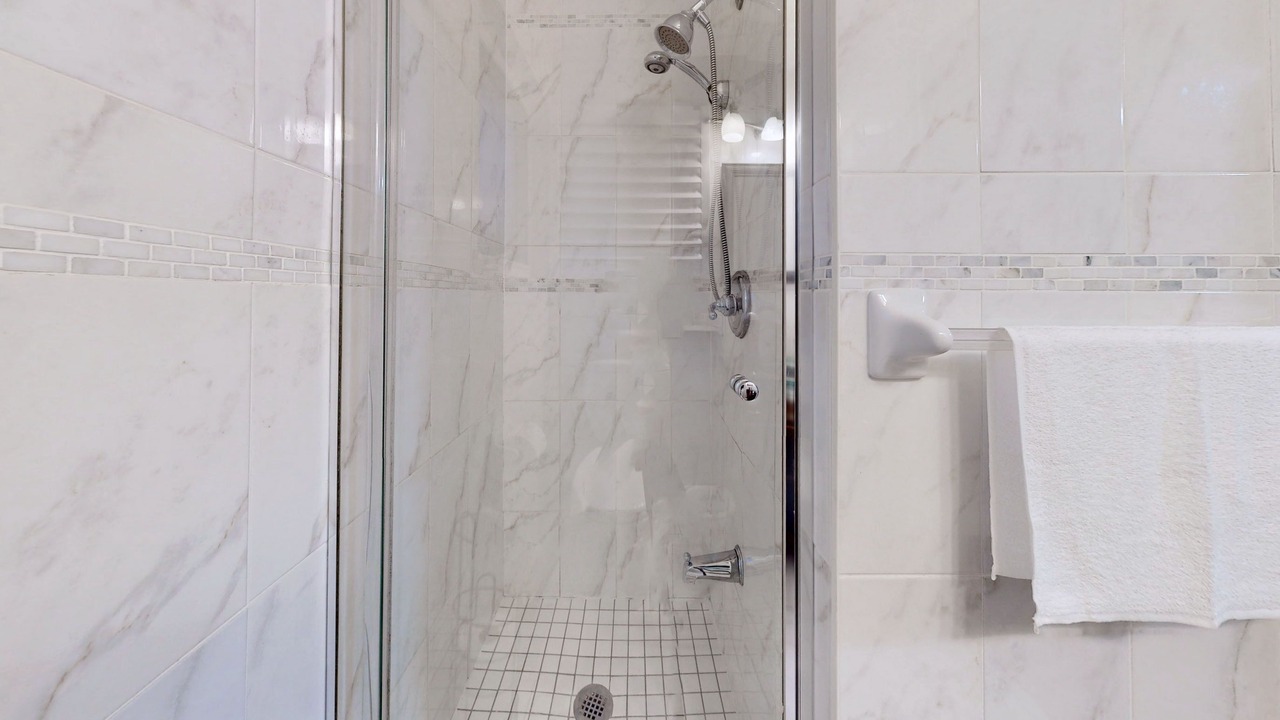 Photo of Bathroom in L'Amoreaux