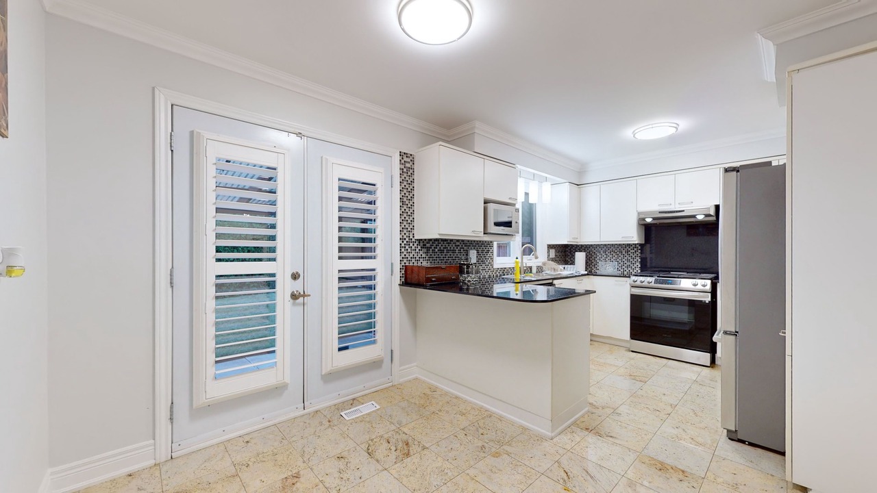 Photo of Kitchen in L'Amoreaux