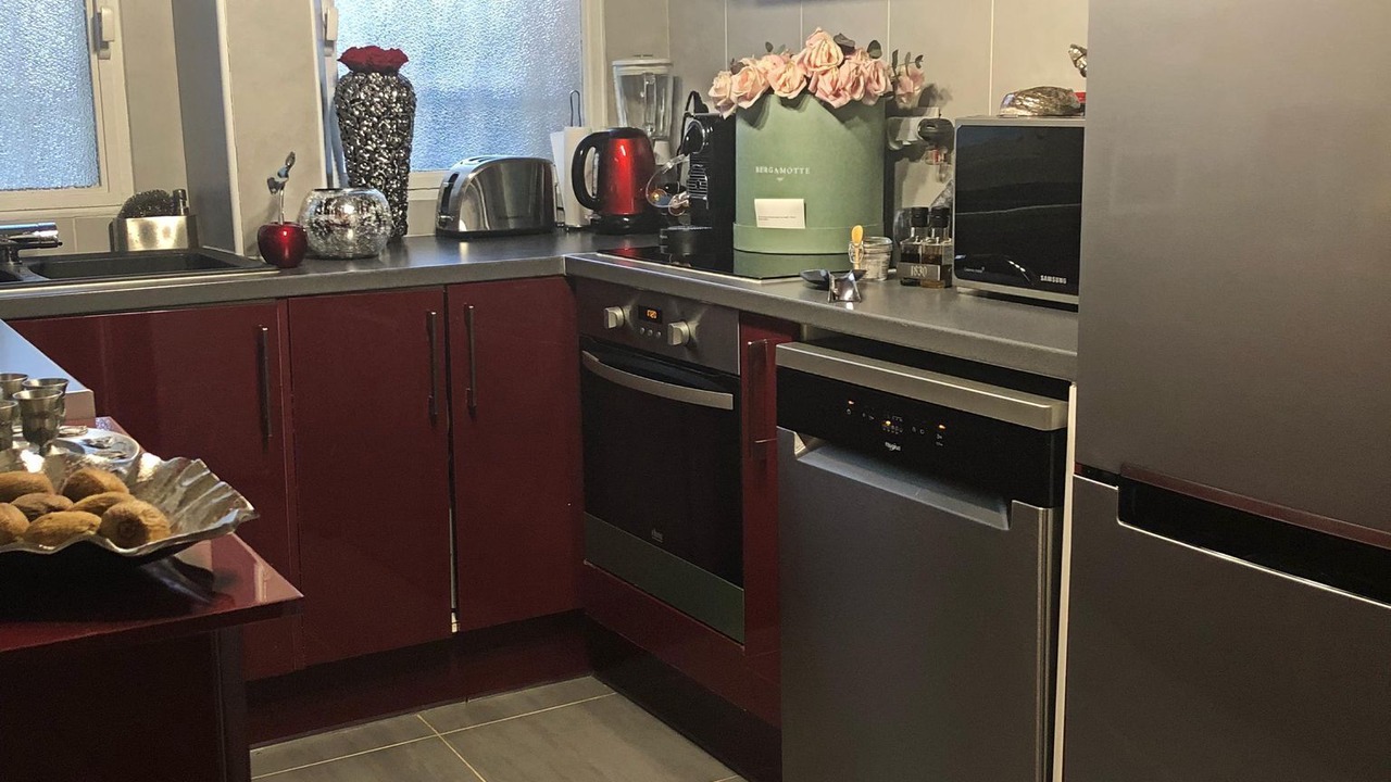 Photo of Kitchen in Republique–Point-du-Jour