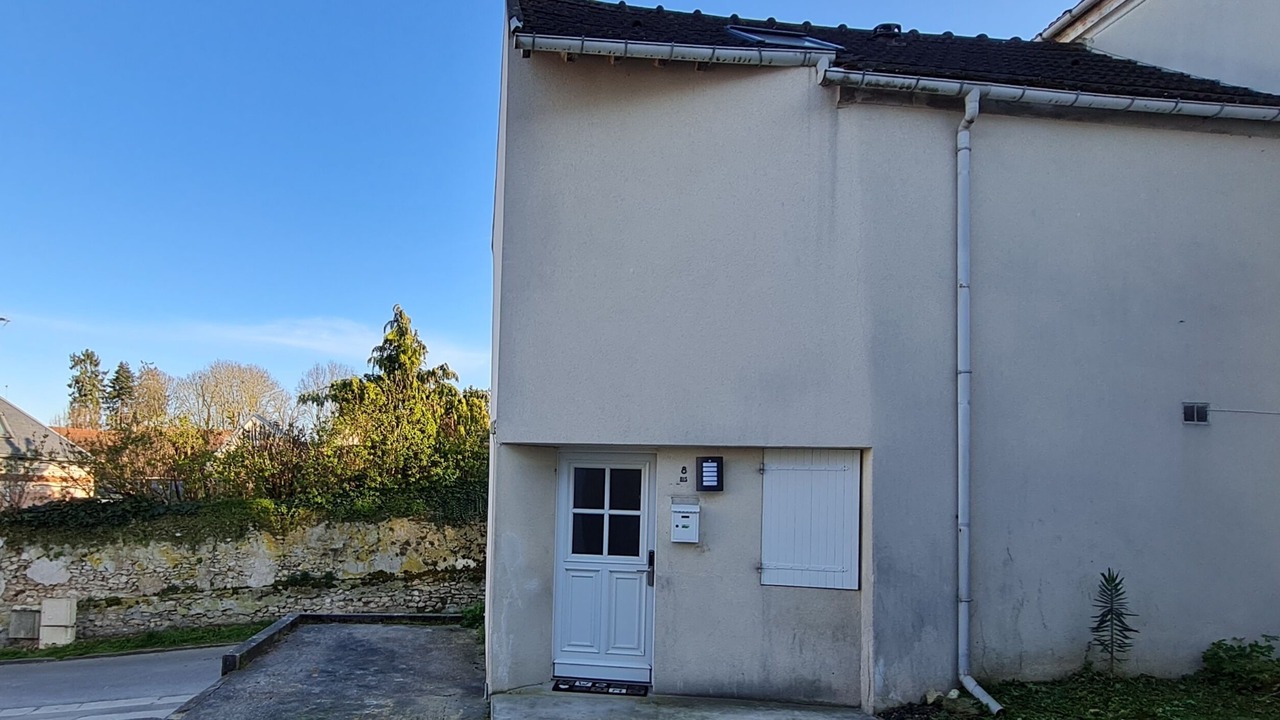 Photo of Outdoor in Montry