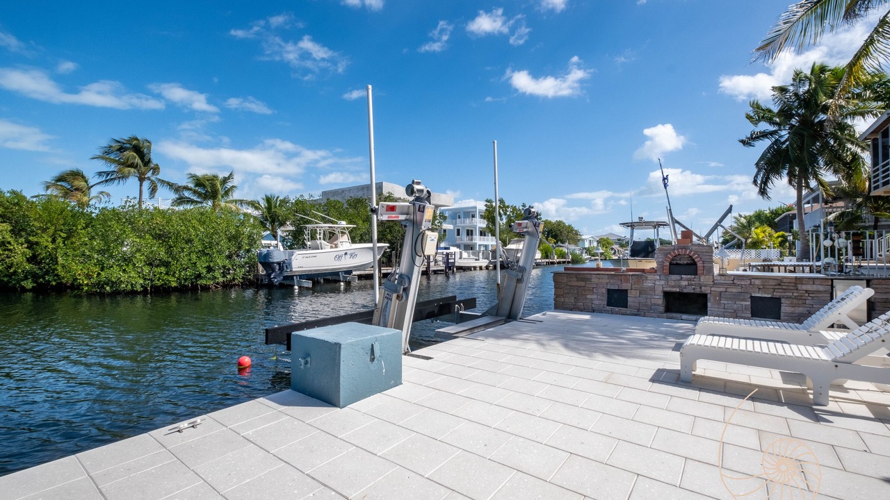 Photo of Outdoor in Sunshine Estates