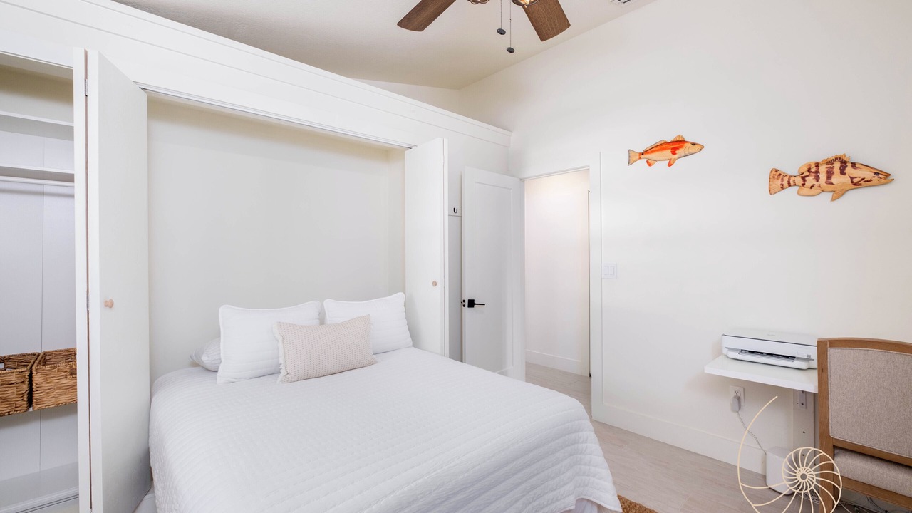 Photo of Bedroom in Sunshine Estates