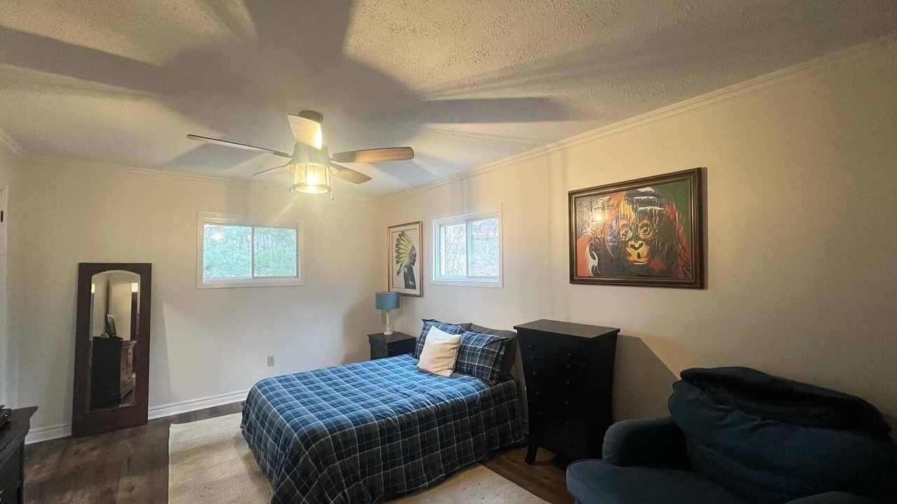 Photo of Bedroom in Whitestone