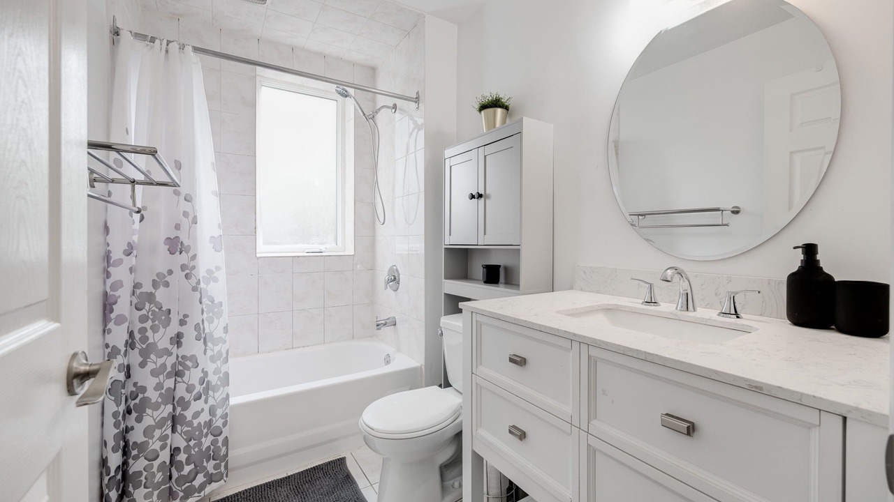 Photo of Bathroom in Upper Beaches