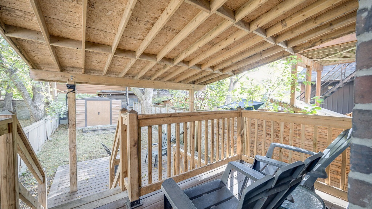 Photo of Patio Balcony in Upper Beaches