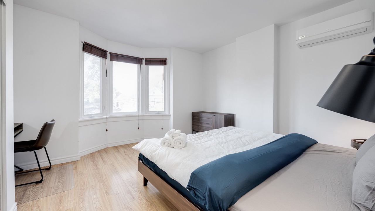 Photo of Bedroom in Upper Beaches
