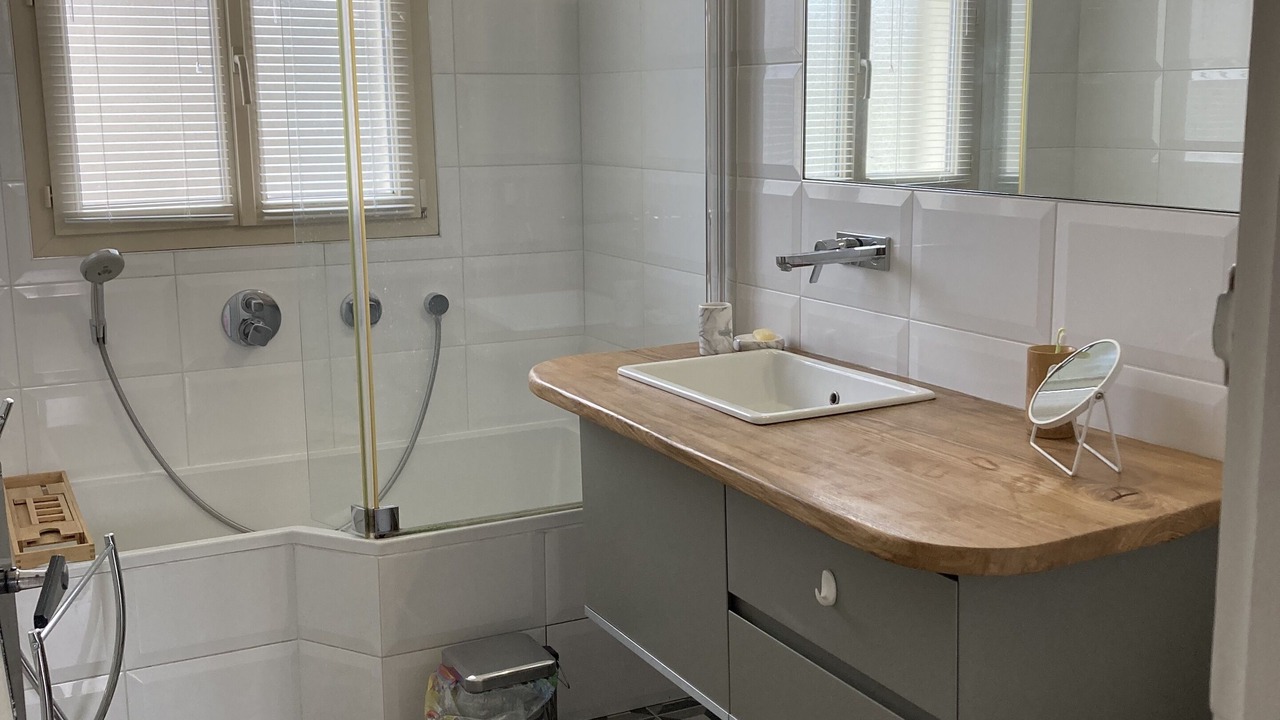 Photo of Bathroom in Le Parc Saint-Maur