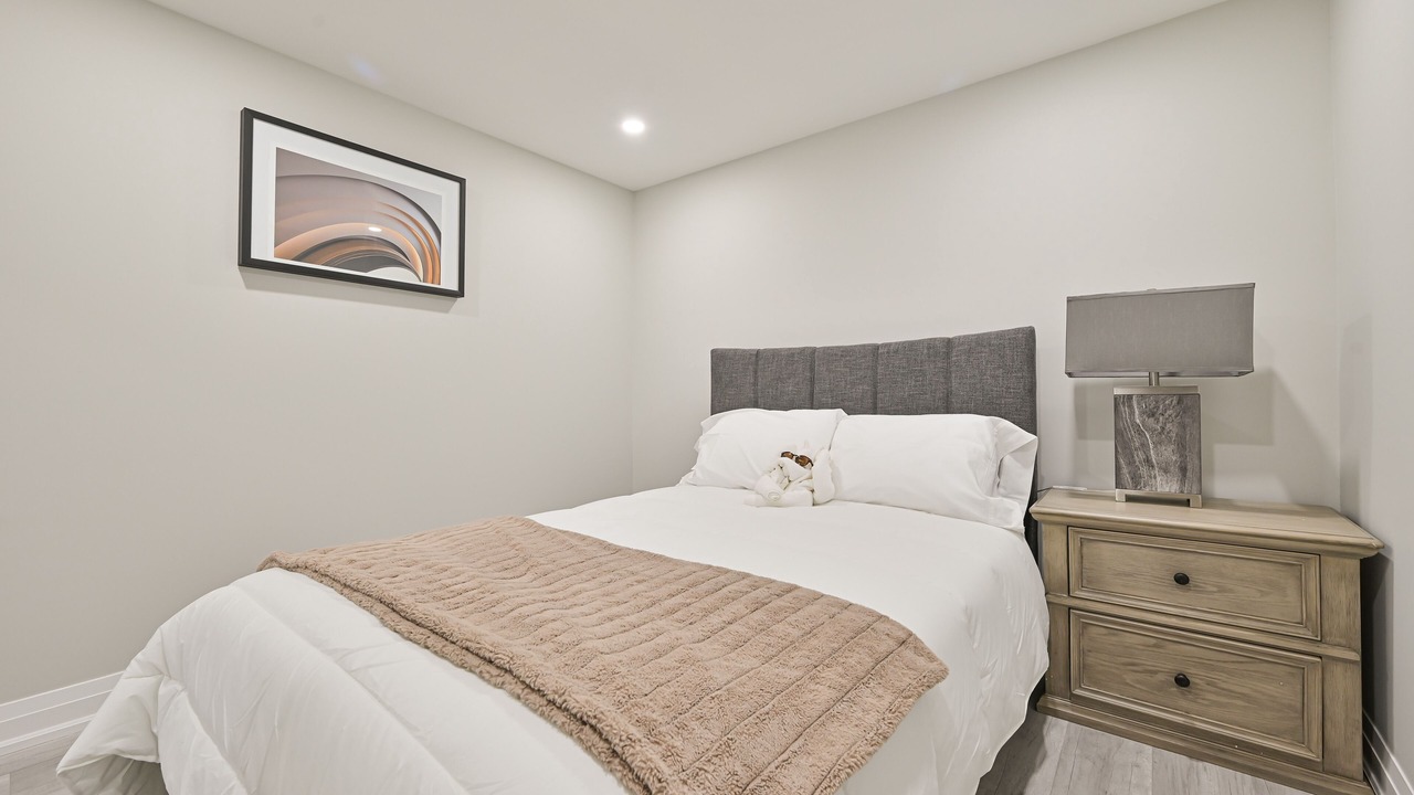 Photo of Bedroom in Hurontario