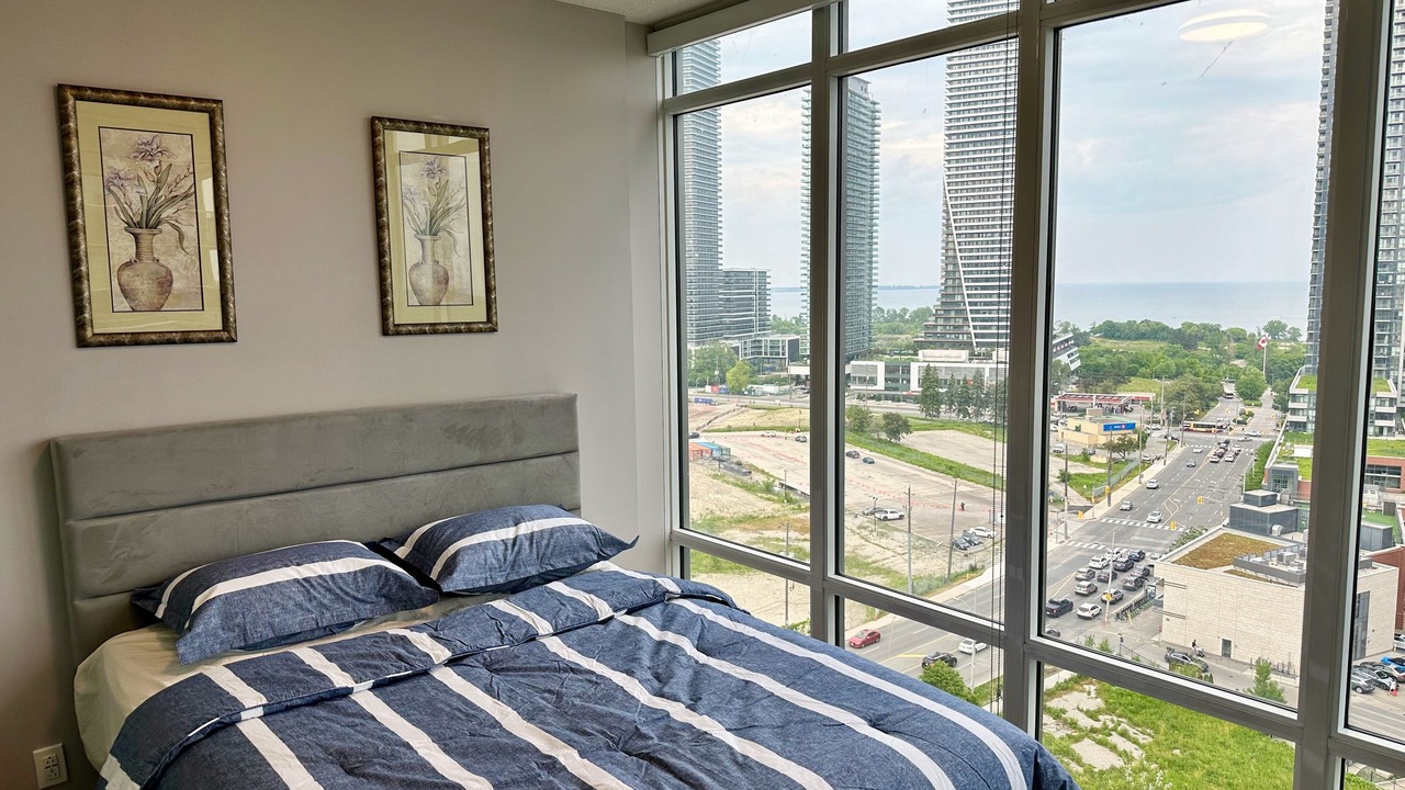 Photo of Bedroom in Humber Bay