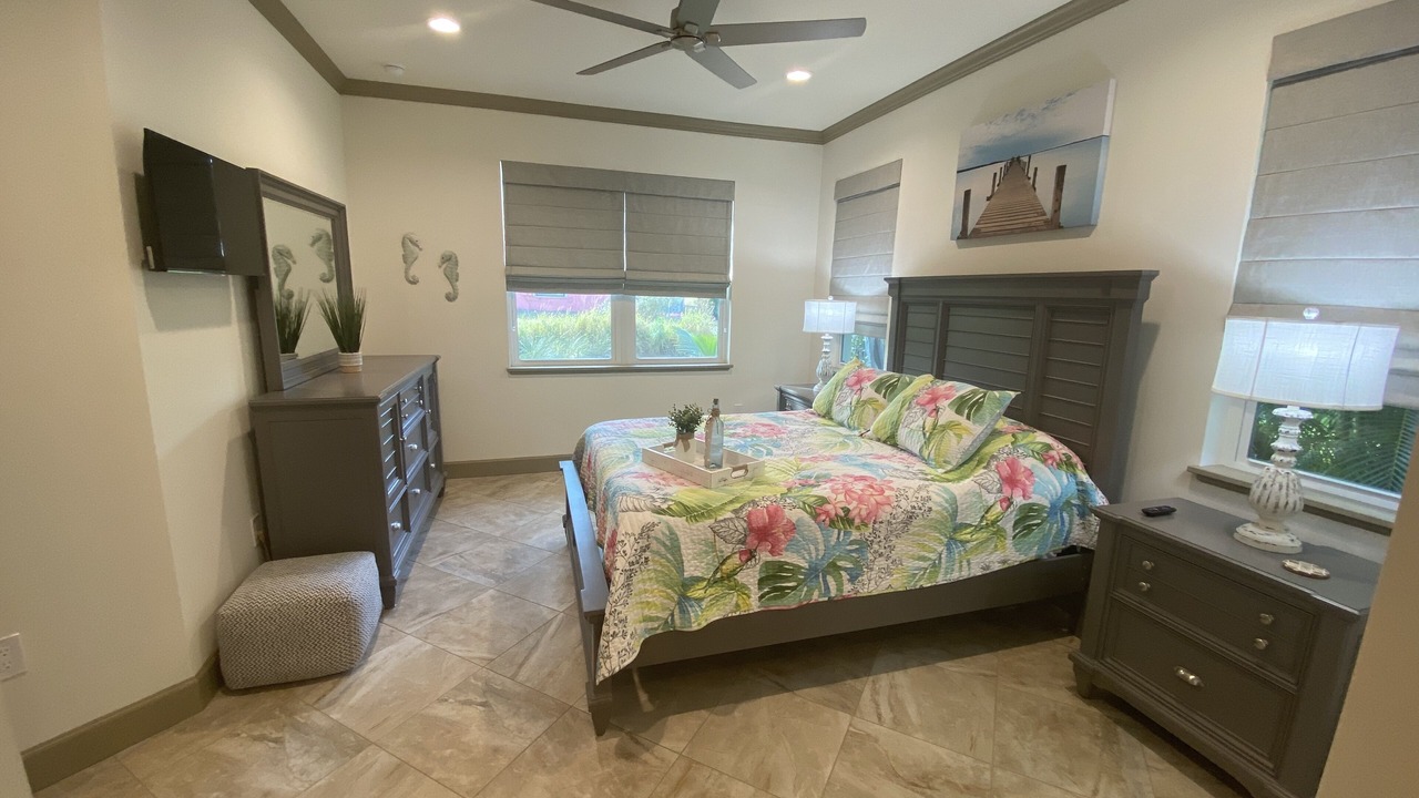 Photo of Bedroom in Roseland