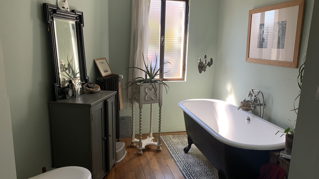 Photo of Bathroom in Bagnolet