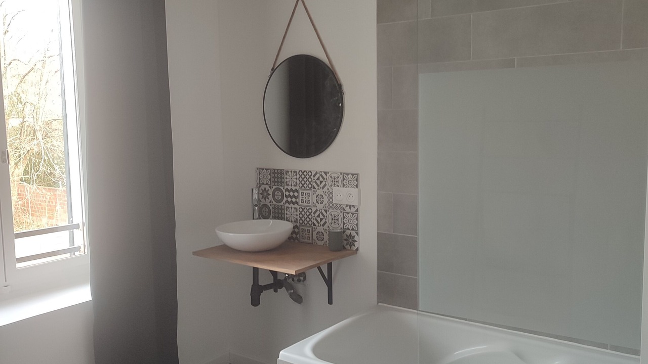 Photo of Bathroom in Gouvernes