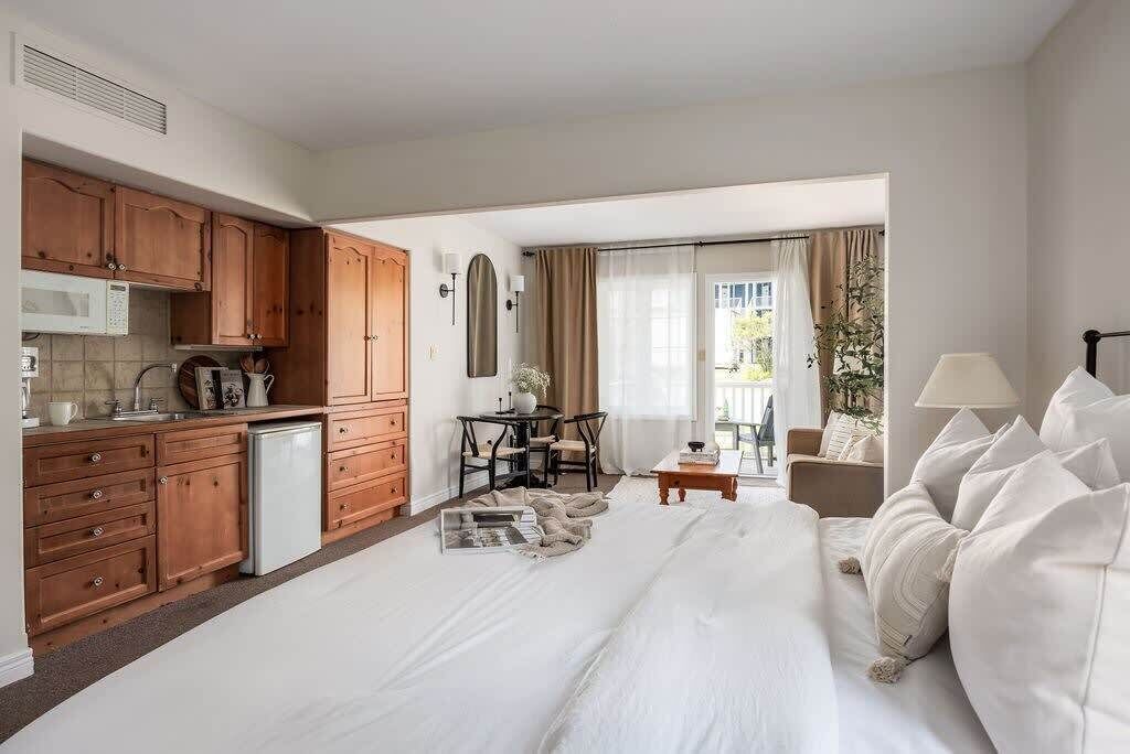 Photo of Bedroom in Oro-Medonte