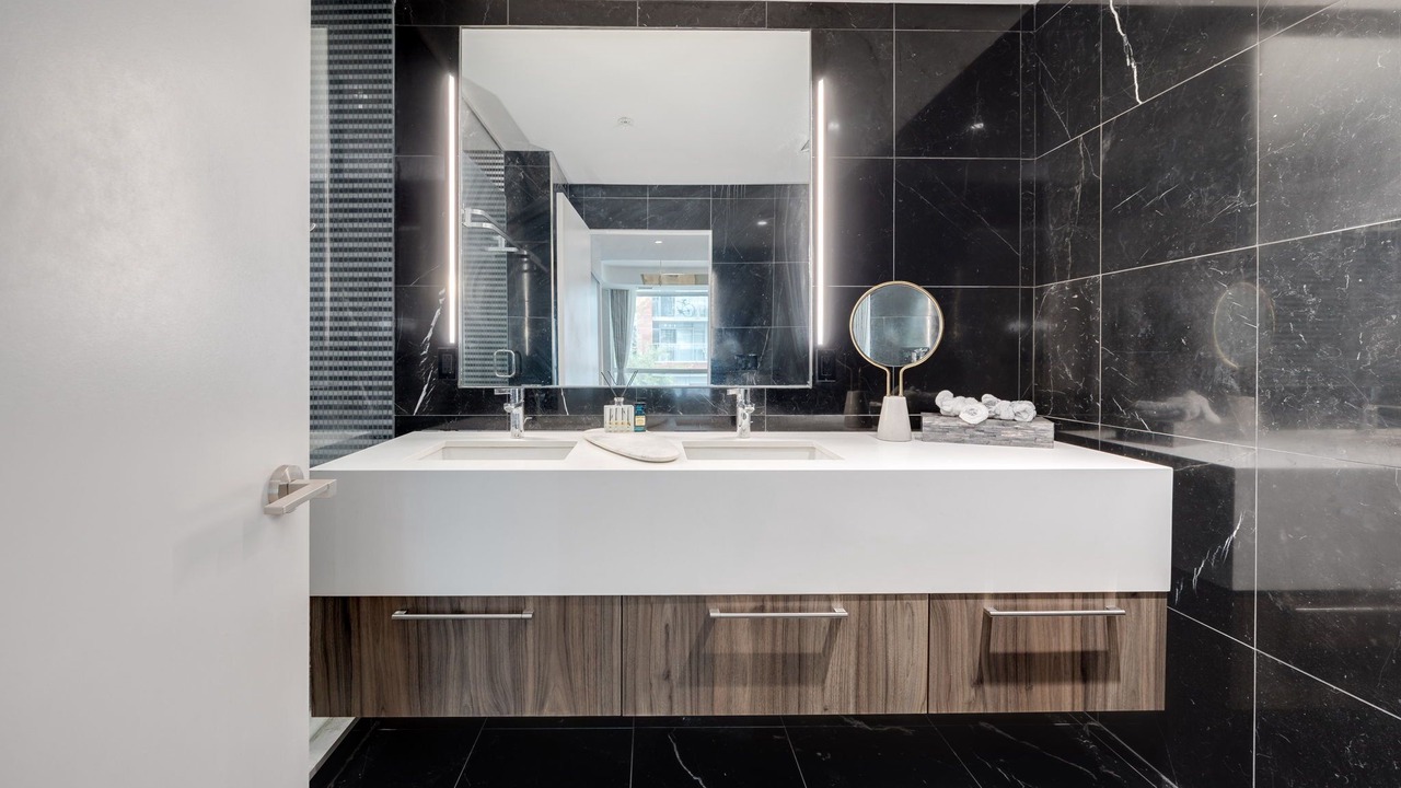 Photo of Bathroom in Bay Street Corridor