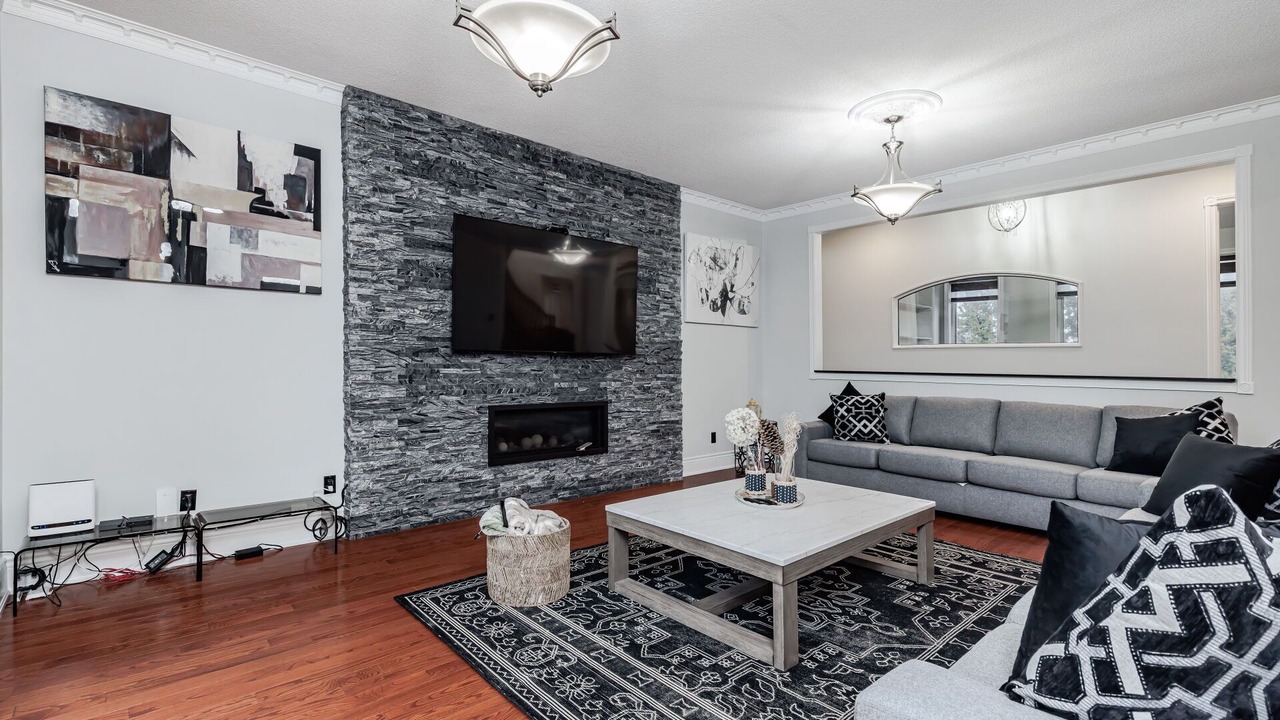 Photo of Livingroom in Brampton