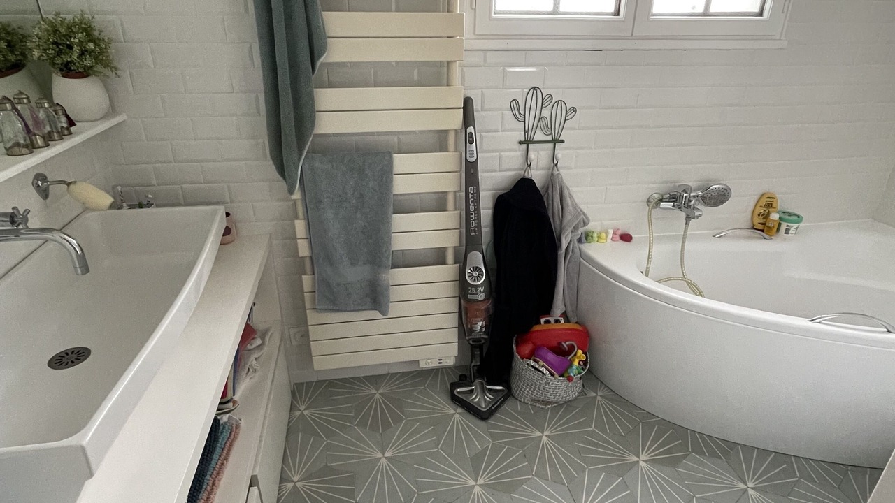 Photo of Bathroom in Sevres