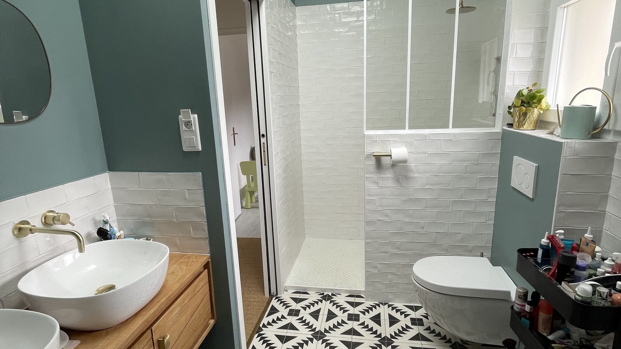 Photo of Bathroom in Sevres