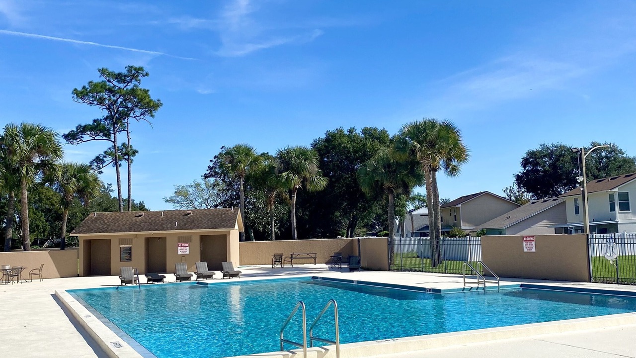 Photo of Outdoor in Goldenrod