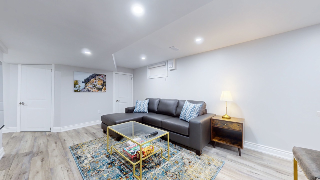 Photo of Bedroom in Clarkson-Lorne Park