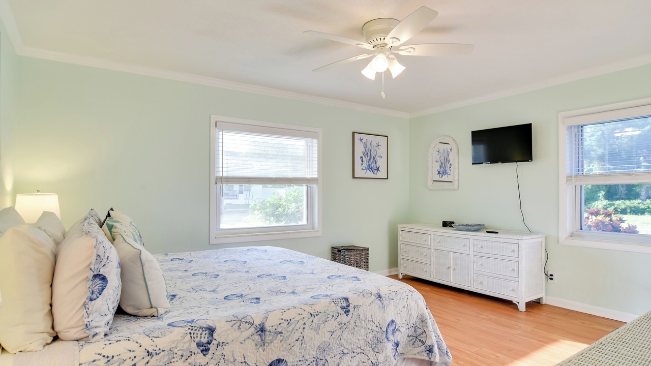 Photo of Bedroom in Gulfport