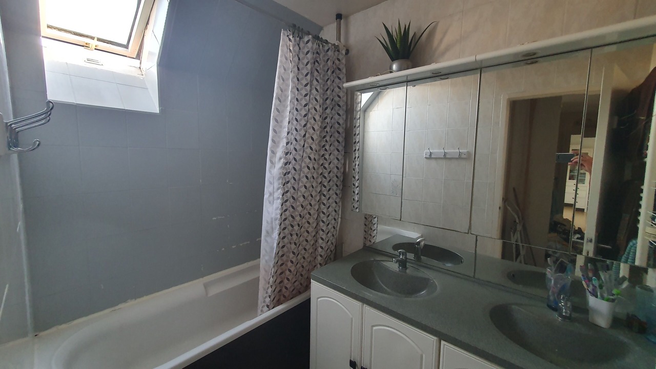 Photo of Bathroom in Bondy