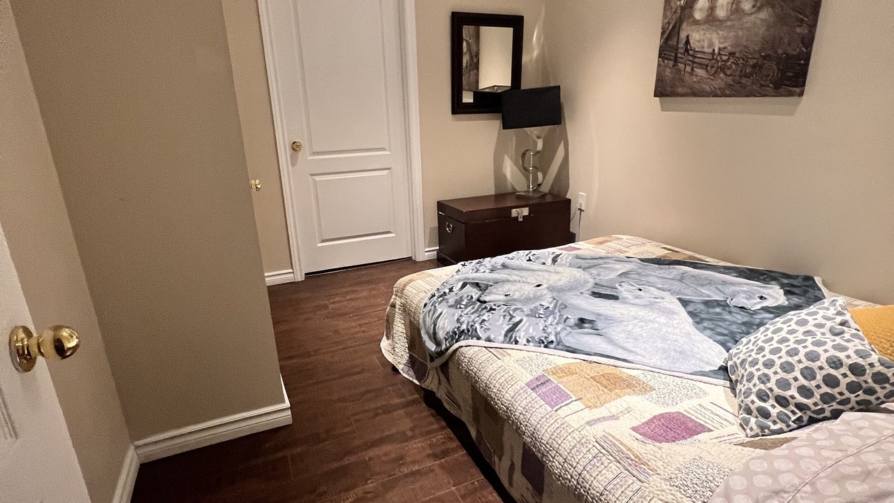 Photo of Bedroom in Richmond Hill