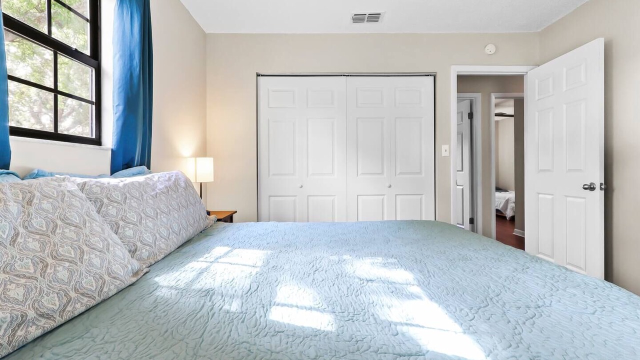 Photo of Bedroom in Riverview