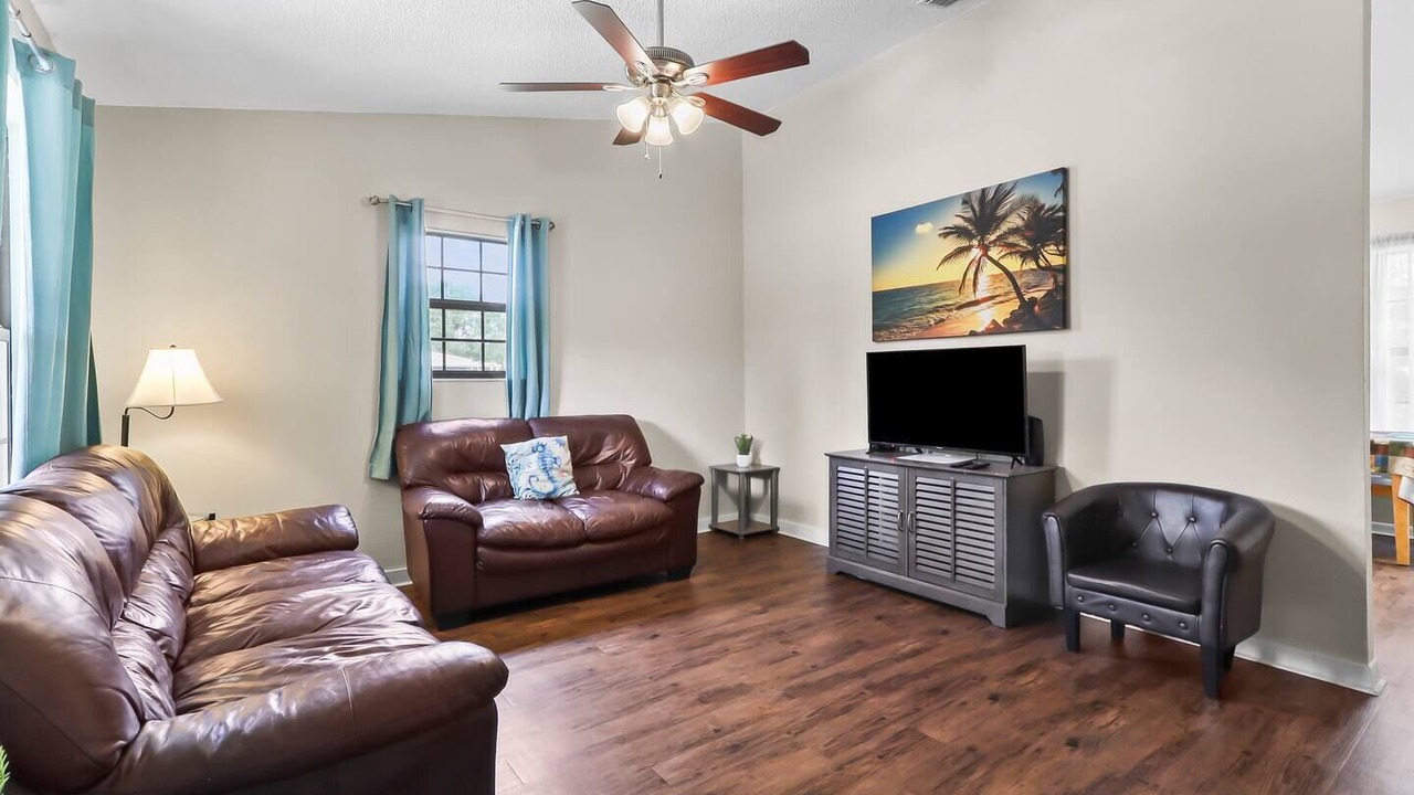 Photo of Livingroom in Riverview