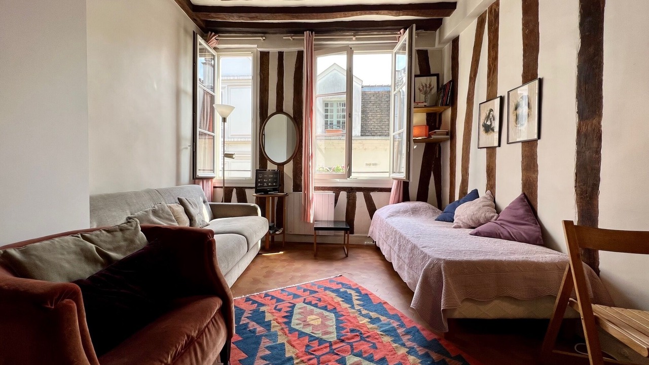 Photo of Livingroom in Notre Dame