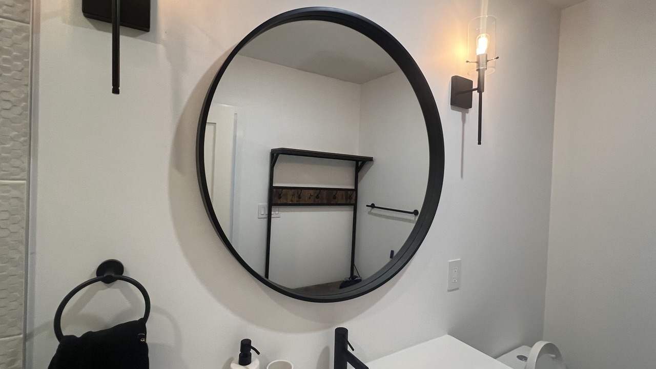 Photo of Bathroom in Lakeview