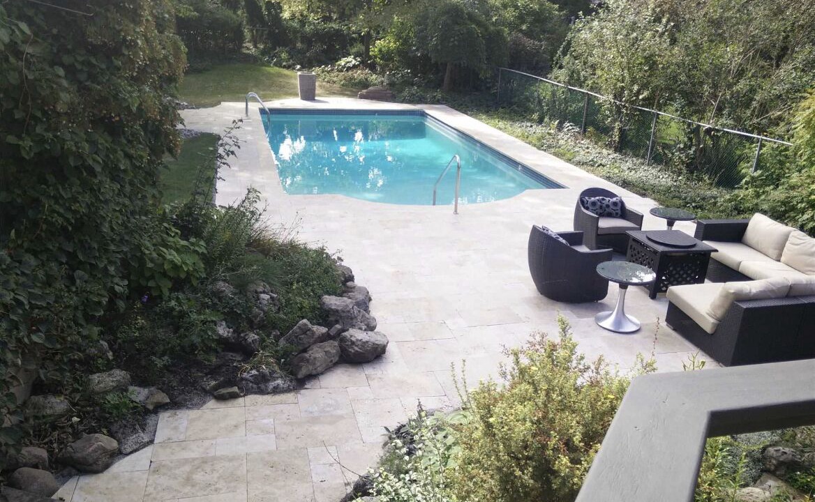 Photo of Outdoor in Lakeview