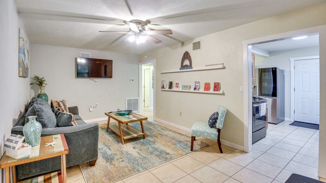 Photo of Livingroom in Mount Plymouth