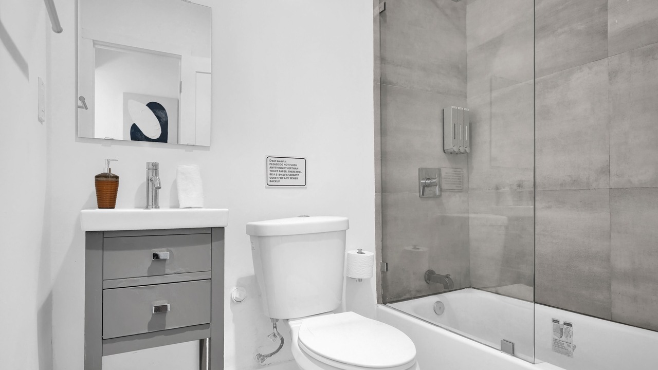 Photo of Bathroom in East Little Havana